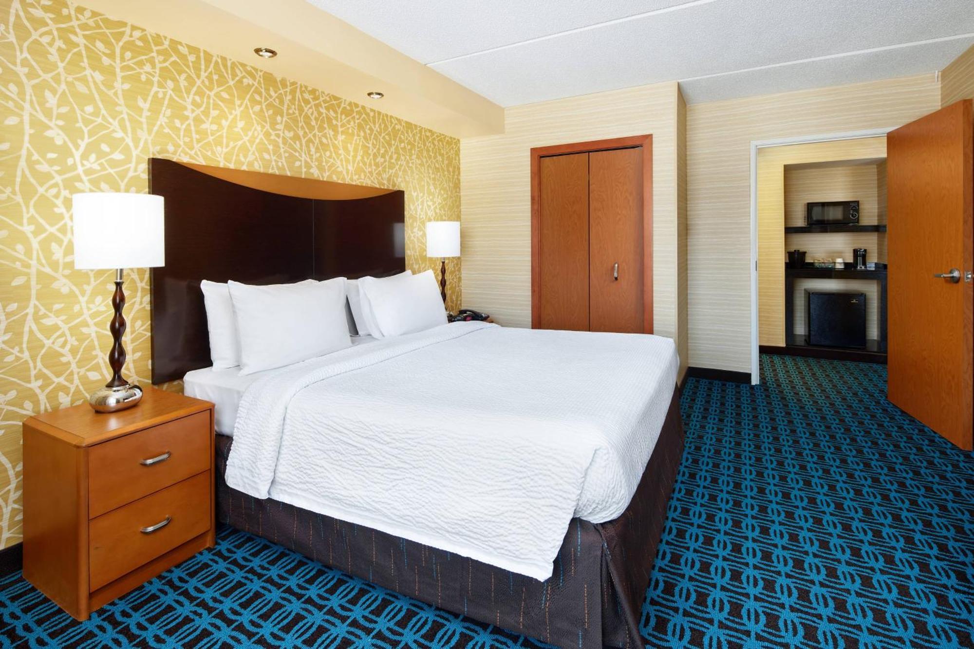 Fairfield Inn And Suites By Marriott Plainville Εξωτερικό φωτογραφία